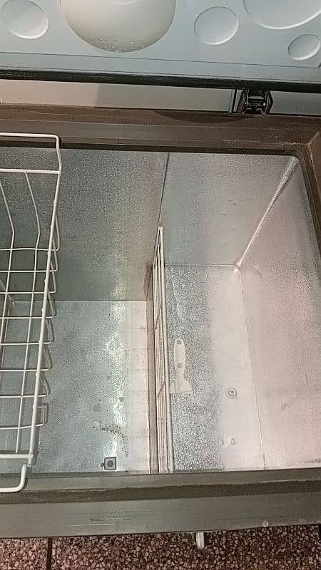 1 Door Deep Freezer 8