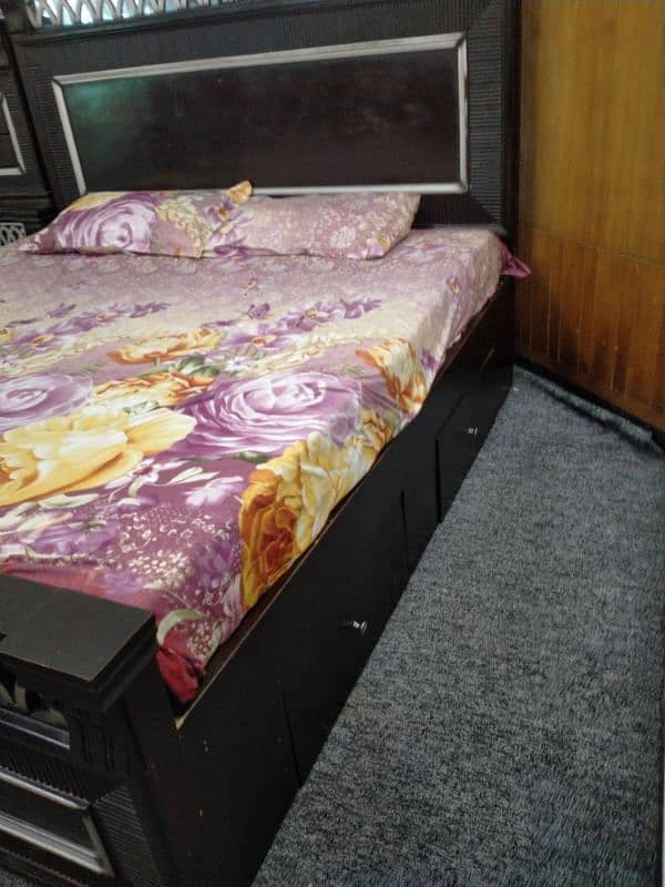 King Size bed for sale 3