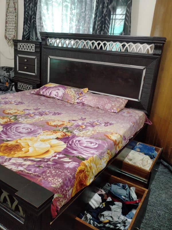 King Size bed for sale 4