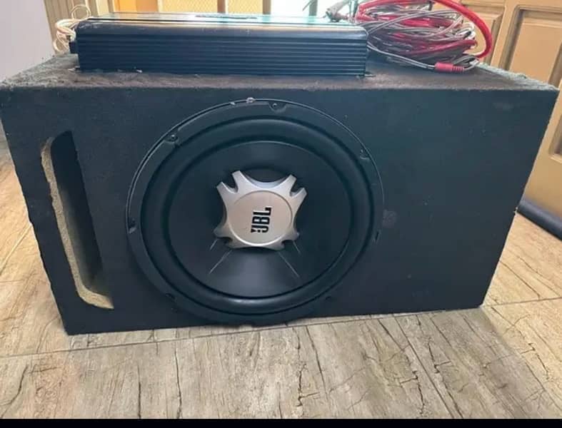 Jbl woofer and Original Rockmars Amplifier 0