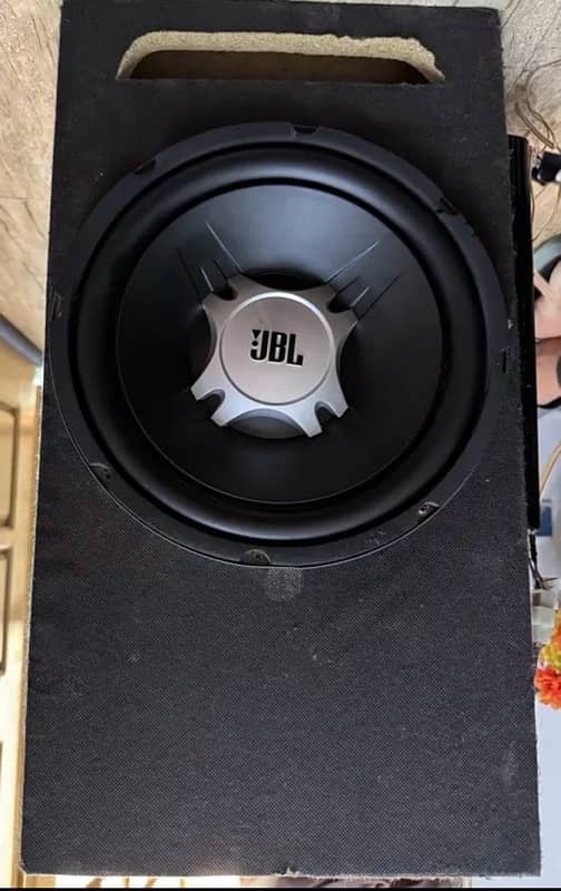 Jbl woofer and Original Rockmars Amplifier 1