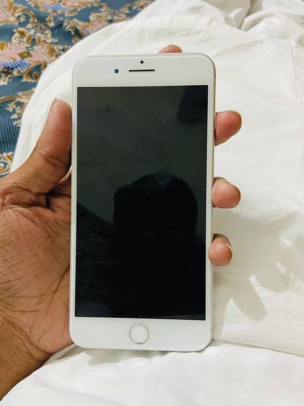 Iphone 7 plus 128gb Pta approved 1