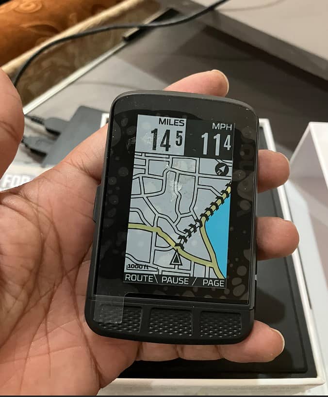 Wahoo Elemnt Roam V2 Bicycle Computer 2