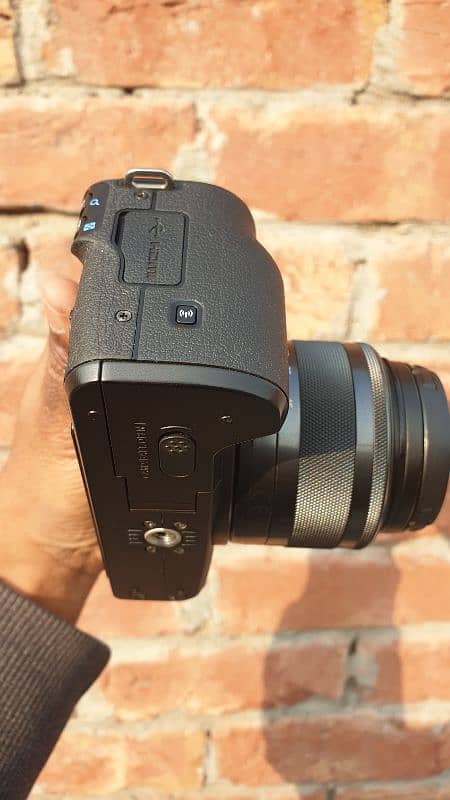 canon m50 mint Condition camera 3
