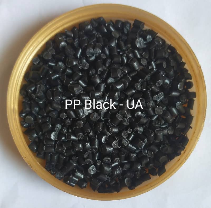 Plastic Granules (Dana) 7