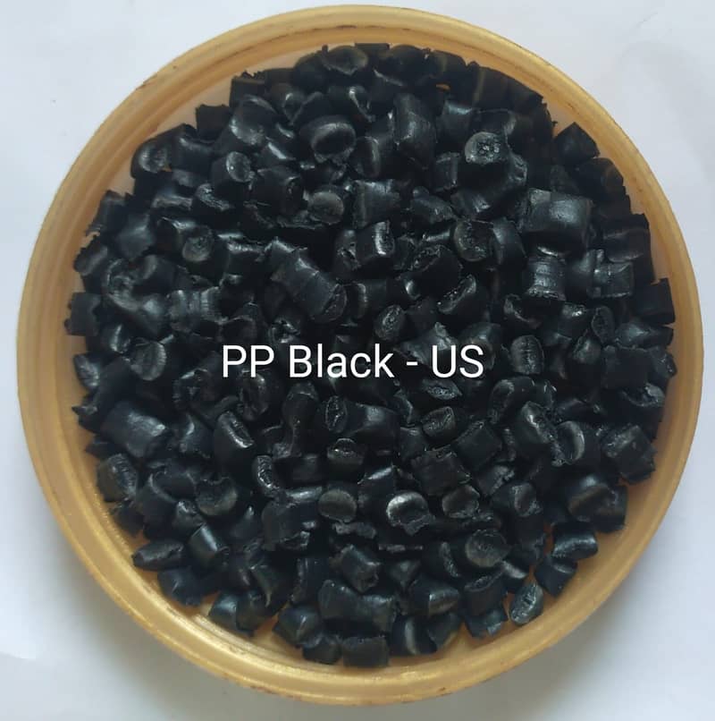 Plastic Granules (Dana) 8