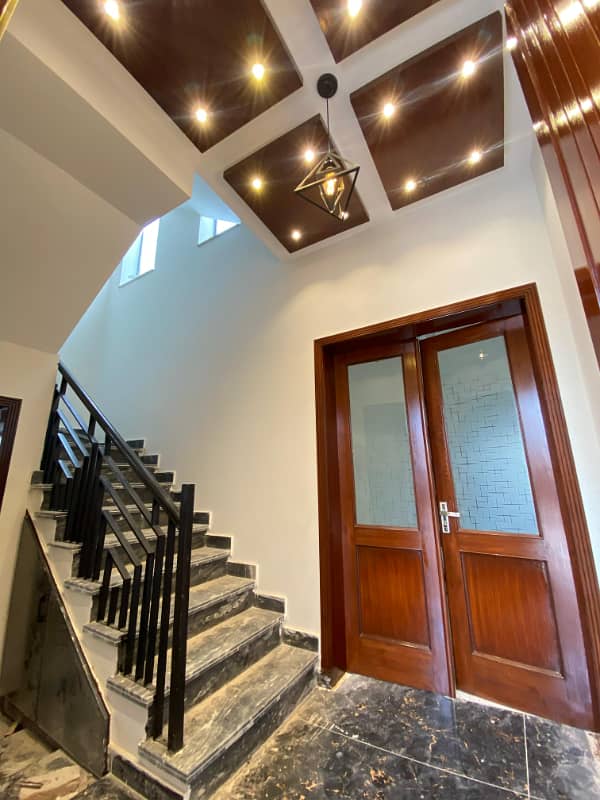 7.5 Marla Double story House For Rent In Buchvillas Multan 5
