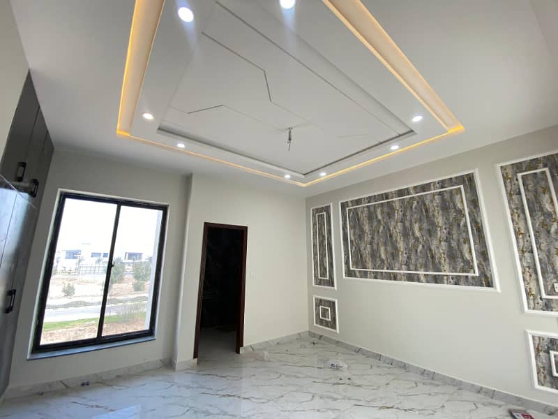 7.5 Marla Double story House For Rent In Buchvillas Multan 8