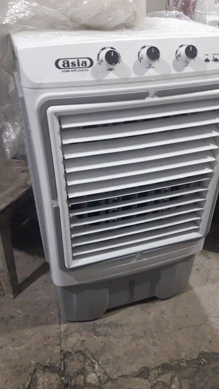 ir Cooler,Room Cooler,AC DC Cooler/Ice Box Water Bottle, Pure plastic 12