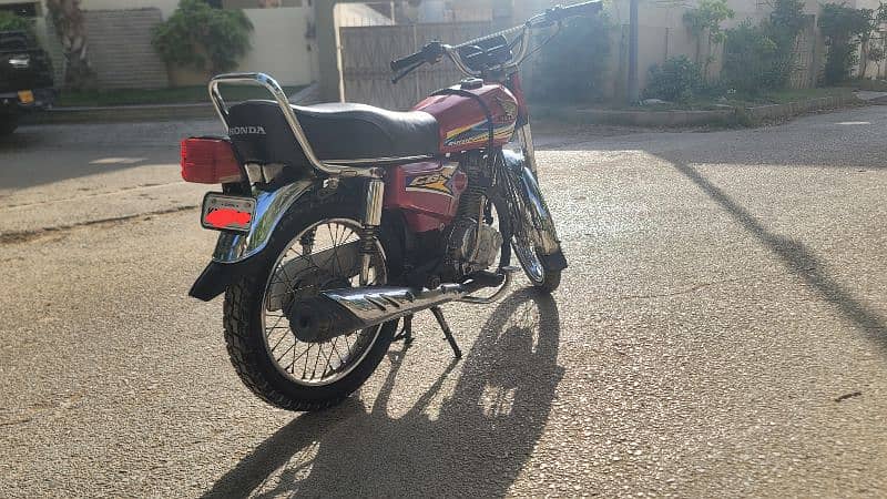 Crown 125cc 12