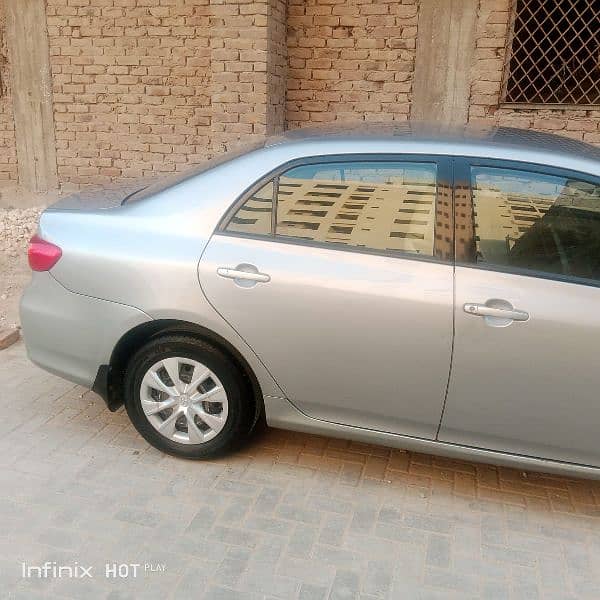 Toyota Corolla GLI 2013 fully Geniune conditions 1
