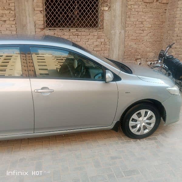 Toyota Corolla GLI 2013 fully Geniune conditions 4