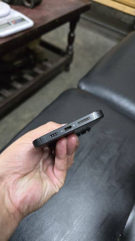 iPhone 14 Pro Max - LLA - 1TB - Black 1