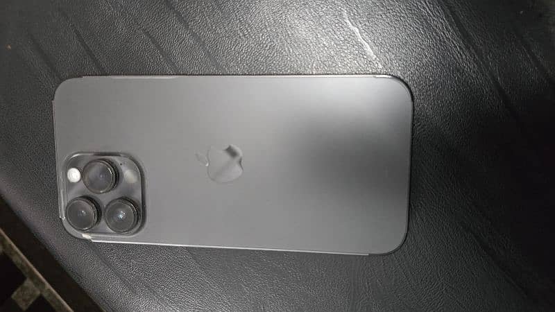iPhone 14 Pro Max - LLA - 1TB - Black 4