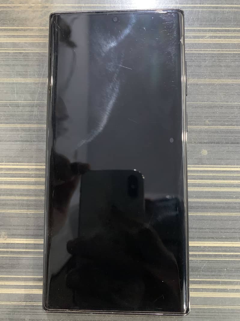 Samsung s22 ultar mate black 1