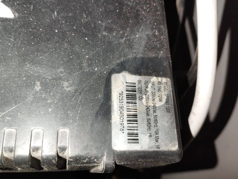 APT ups for sell in working condition 3