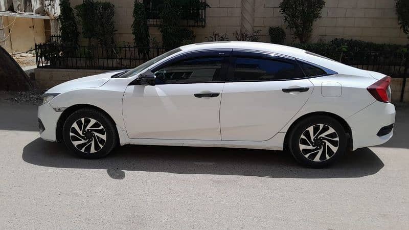 Honda Civic VTi Oriel Prosmatec Model 2019 6