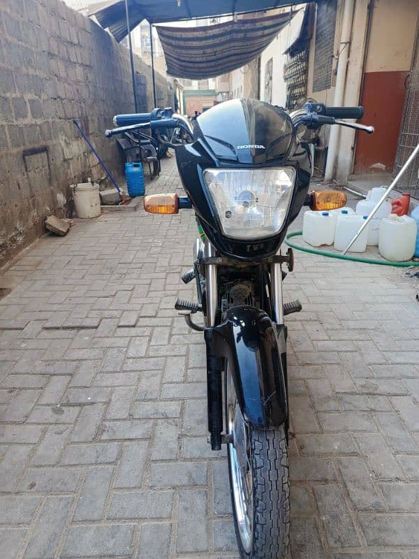 Honda 100 pridor Black color 1