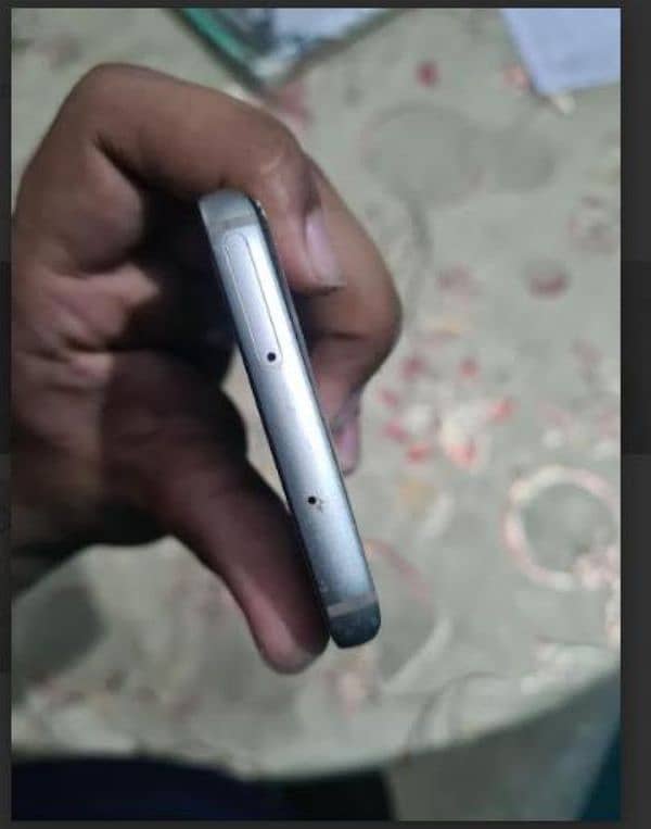Samsung S7 urgent sale msg on WhatsApp 2