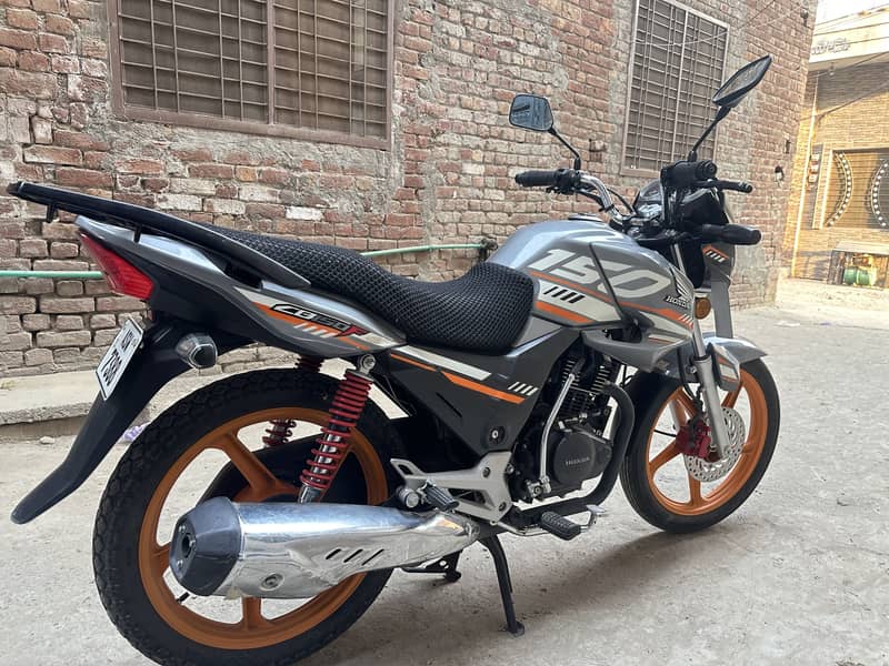 Honda CB150F  - Excellent Condition - Gujranwala 3