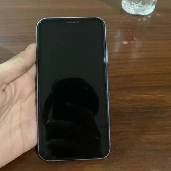 Iphone XR non pta 64Gb for sale in good condition 2