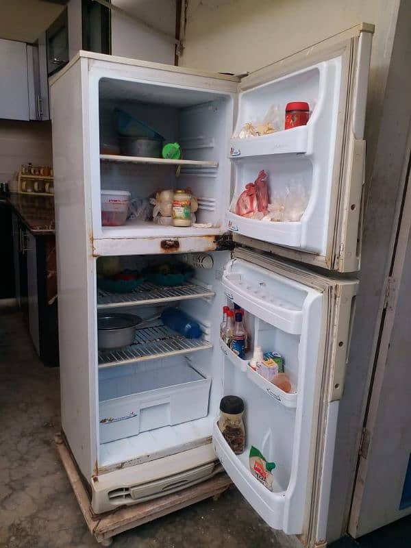 Pel Refrigerator Good Condition 3