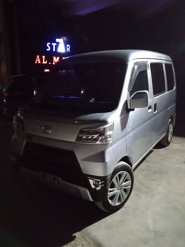 Daihatsu Hijet 2019 8