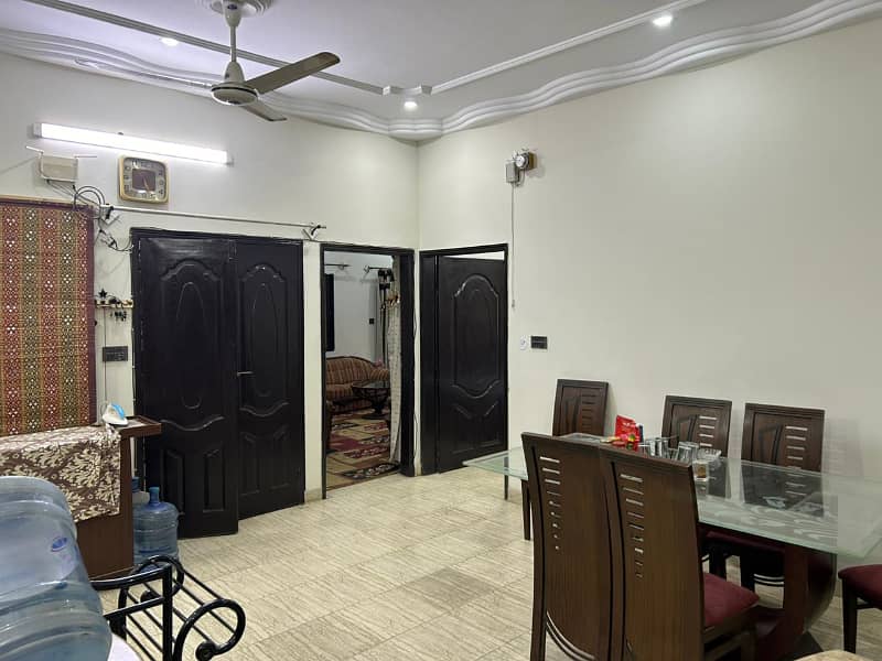 100ft road facing 240 Yards Corner Portion for Rent in Gulistan-e-Jauhar Block 3 near Kamran Chorangi 11