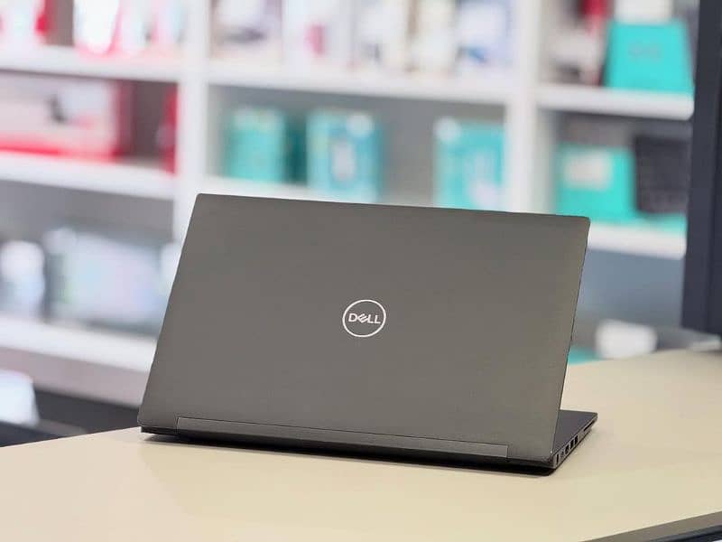 Dell UltraSlim TouchScreen+360 Rotate Core i5 7th Generation 8GB Ram 8