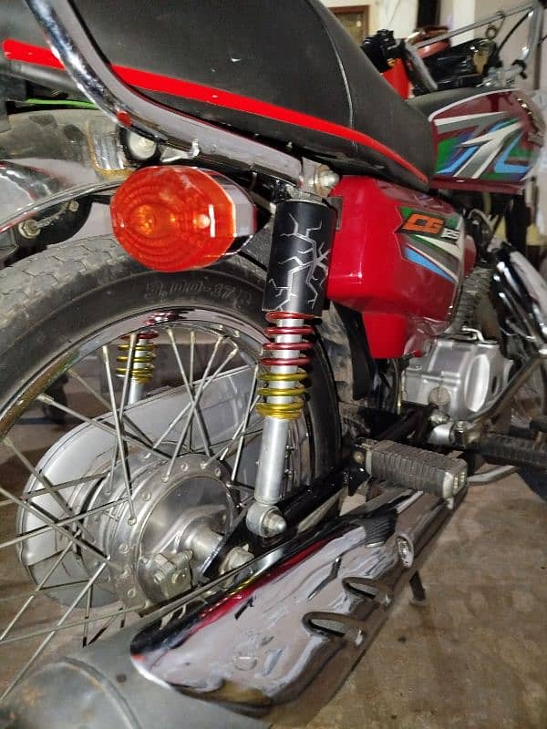 HONDA CG125 23/24 5