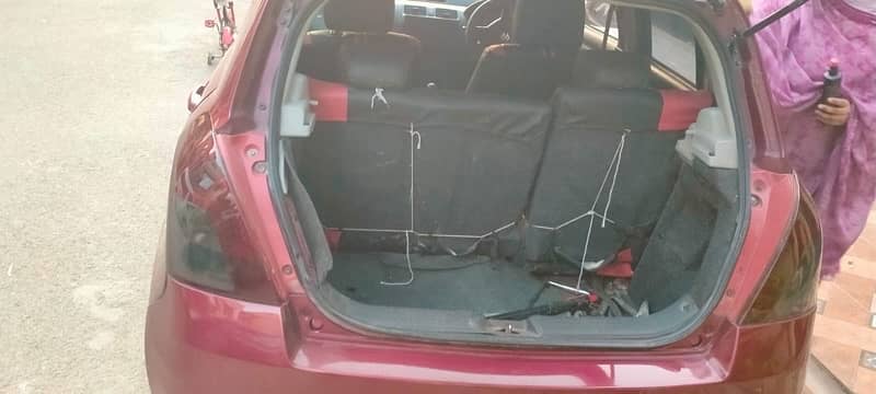 Suzuki Swift 2012 16