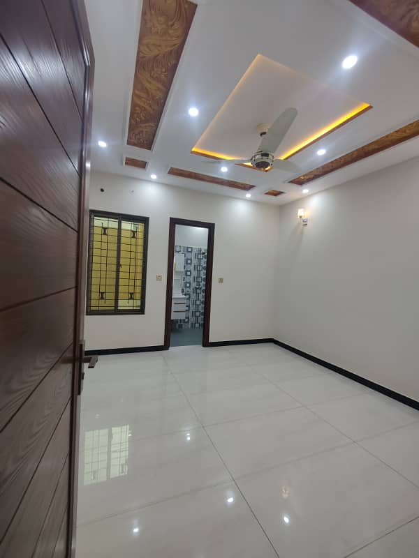 10 Marla Ground Floor Portion For Rent 6