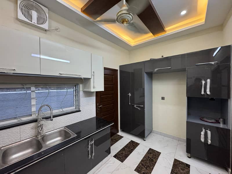10 MARLA UPPER PORTION IS UP FOR RENT 10