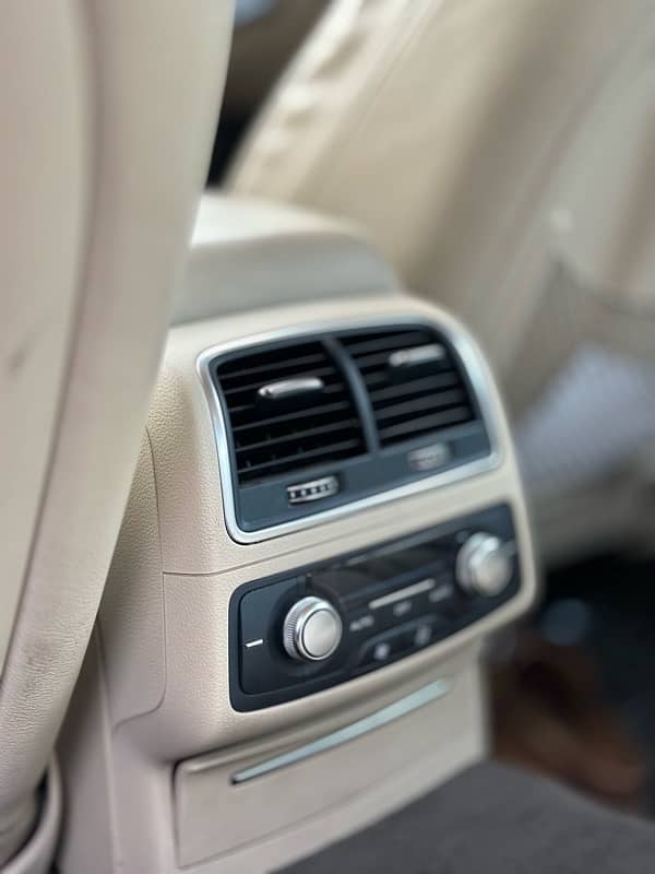 Audi A6 2015 12