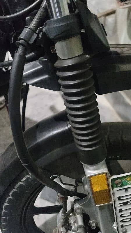 ybr 125G First owner Total genuine Scratchless 0/3/0/5/3/1/3/1/3/1/8 7