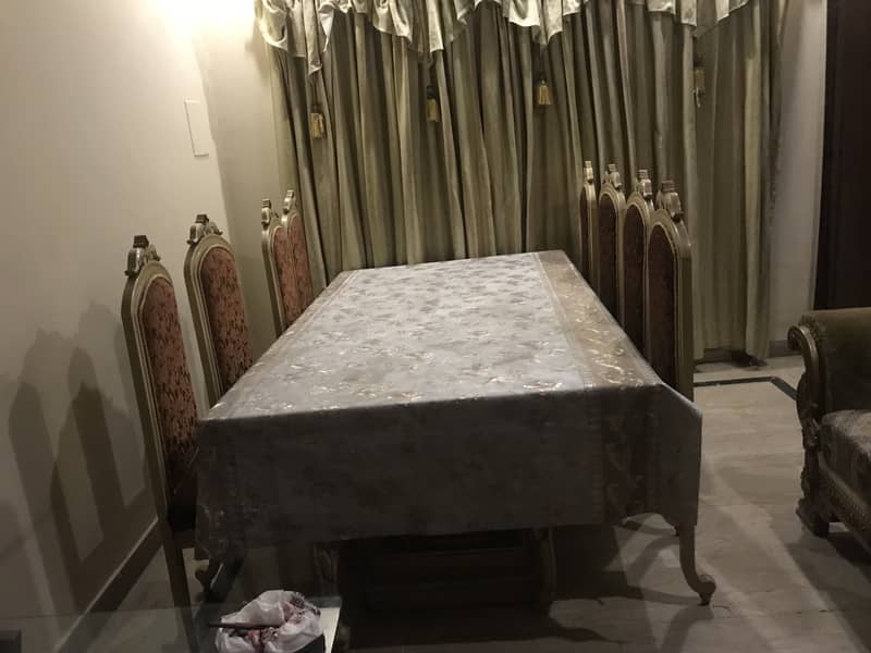 Large Glass table with 8 Golden colour chairs 3
