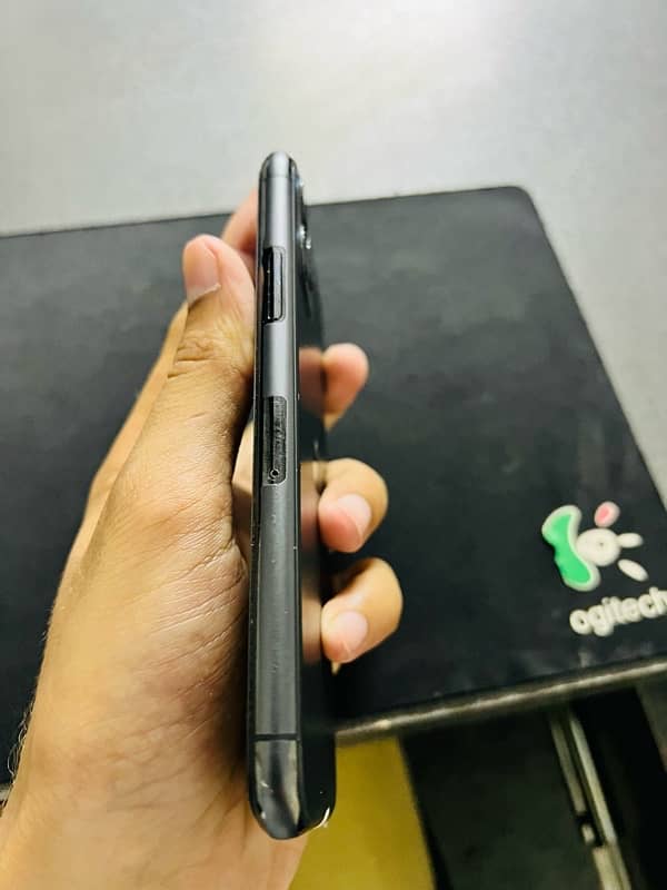 IPhone 11 Pro PTA approved 256 GB 3