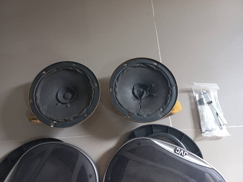 Car Speakers and Grill 5
