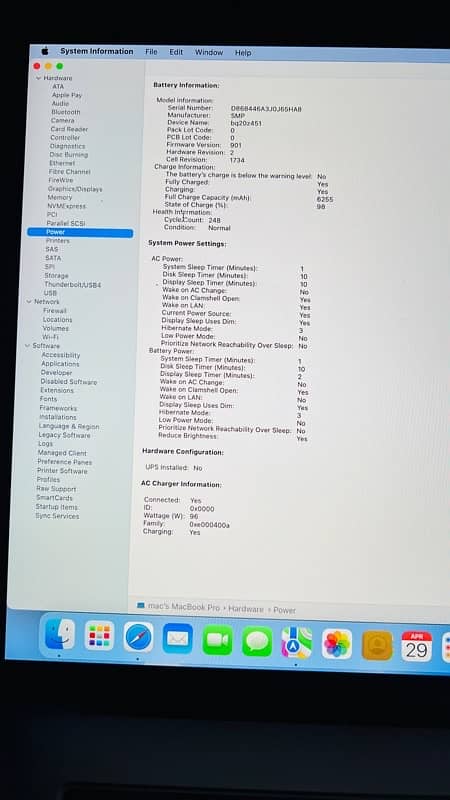 MacBook pro i7 (2018-15 inch) 16/512 GB , SSD 4GB 7