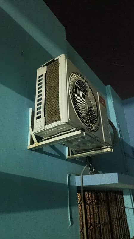 TCL 1.5 ton full DC modal 18T3B2 7