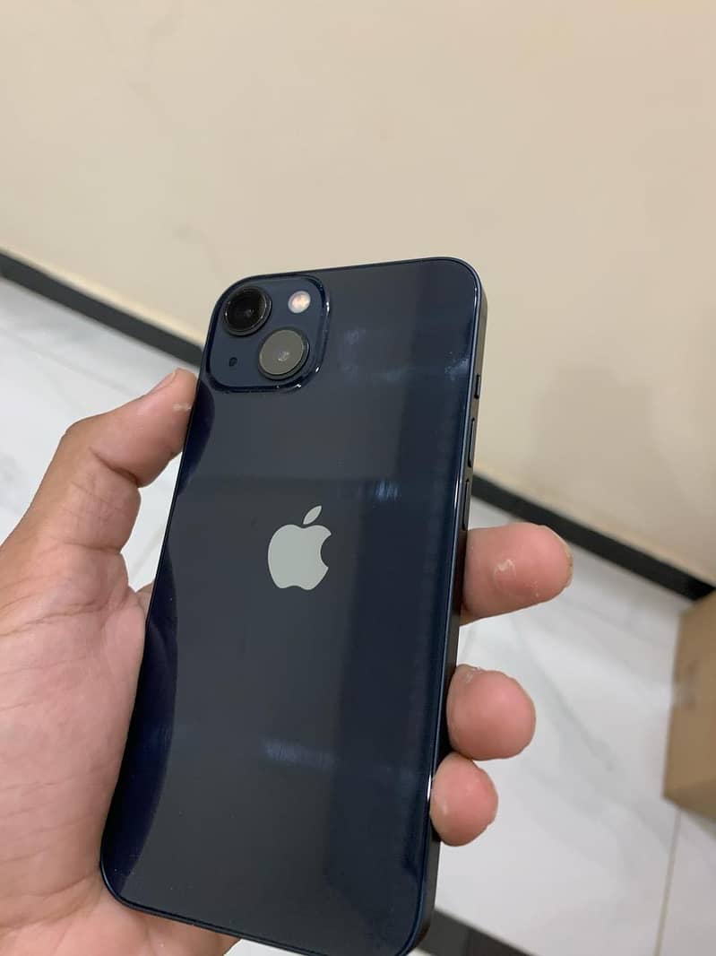 iPhone 13 jv 0
