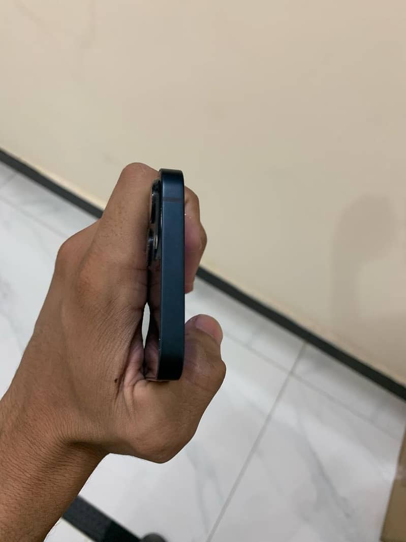 iPhone 13 jv 2