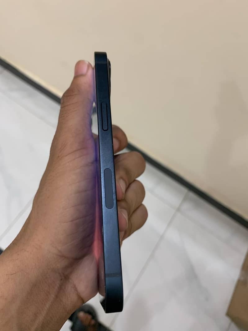 iPhone 13 jv 3