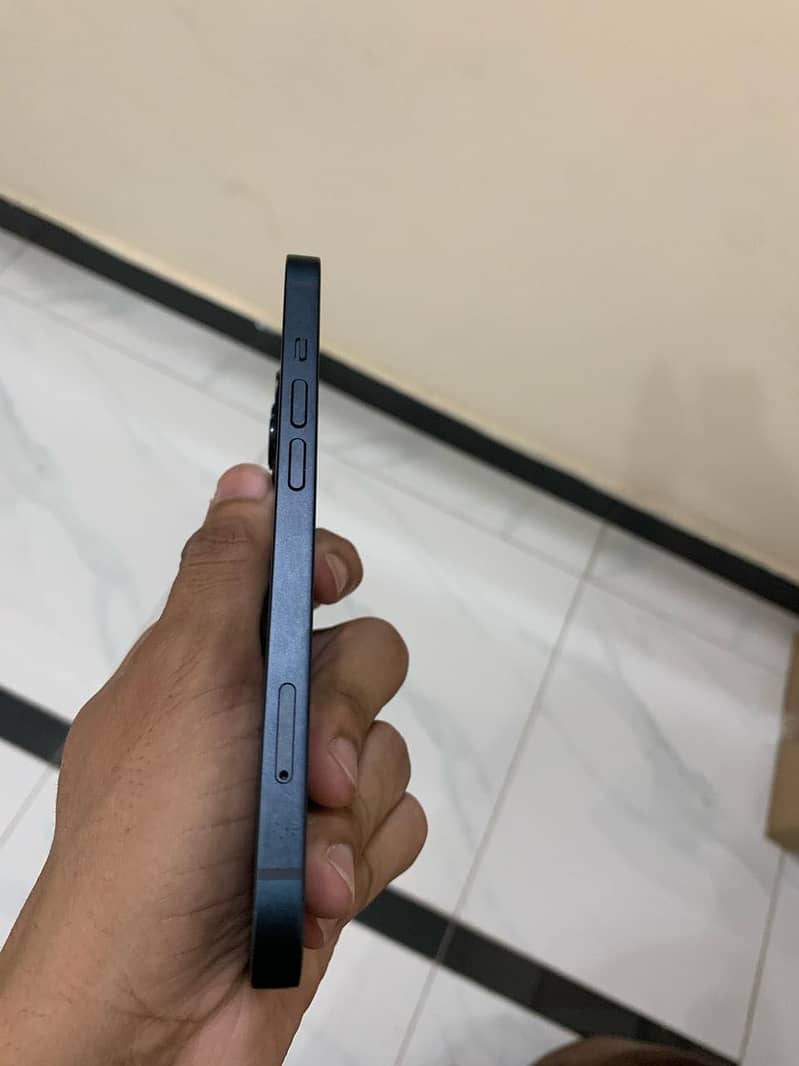 iPhone 13 jv 4