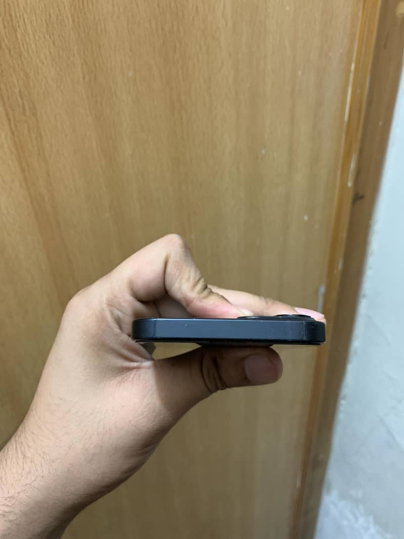 Iphone 13 jv 0