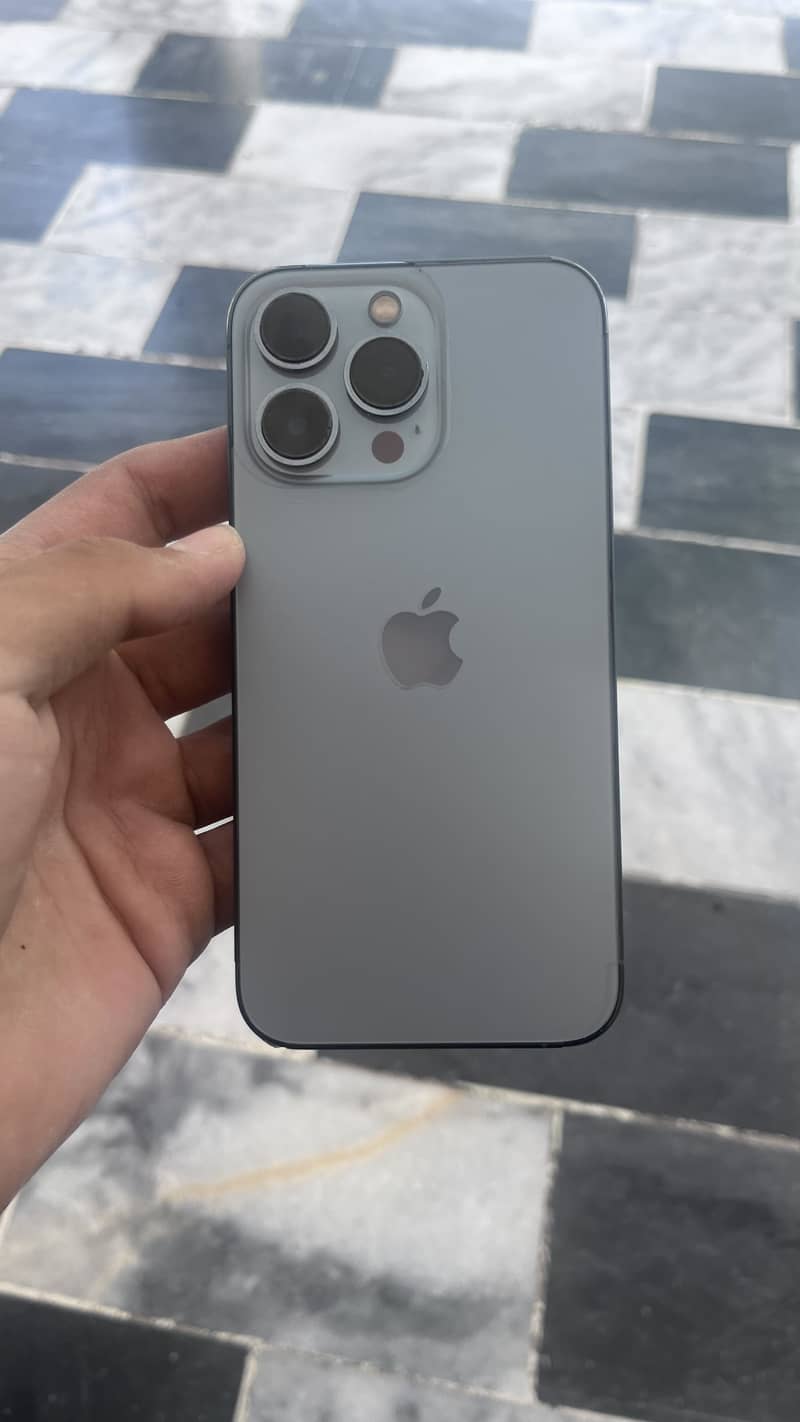 iPhone 13 Pro 128gb Sim Working Non Pta 0