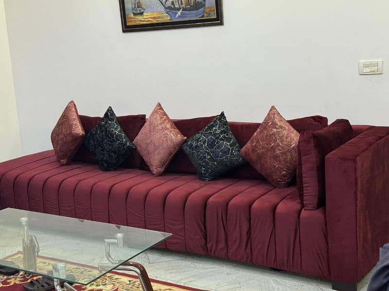 8.5 seater L shaped sofa for sale Molty Foam seats 4