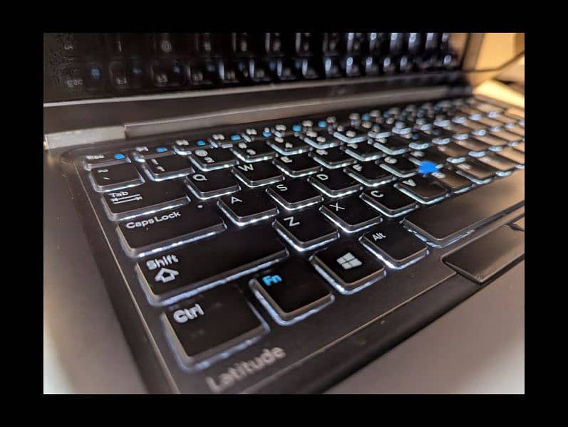 DELL LATITUDE 5490 I7 7TH GEN 4