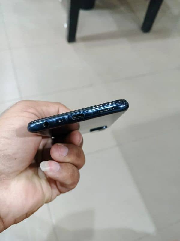 OnePlus N200    5g 5