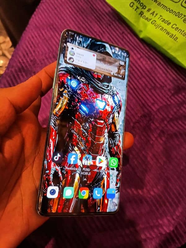 one plus 8pro 12 gb 256 gb 3